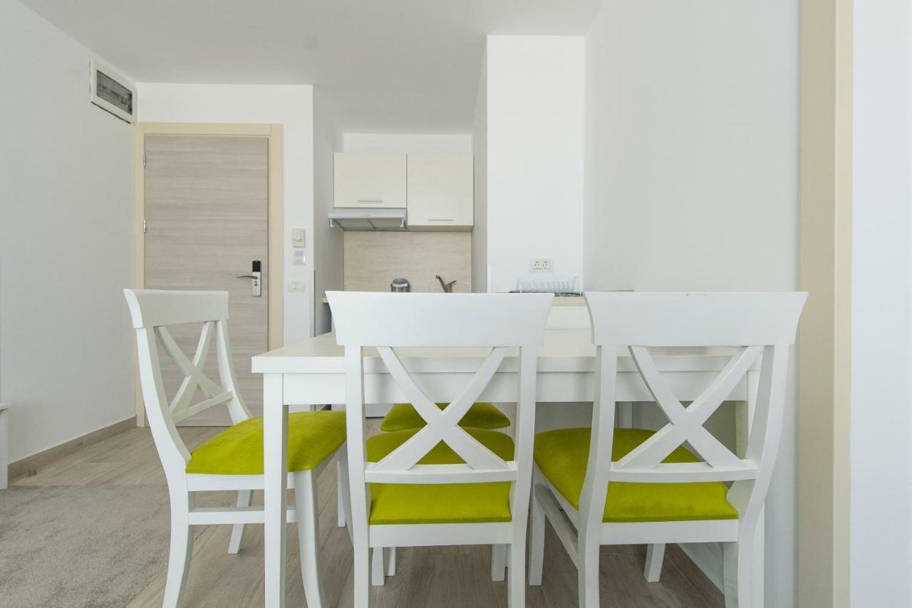 Zip Apartments Mamaia Exterior foto